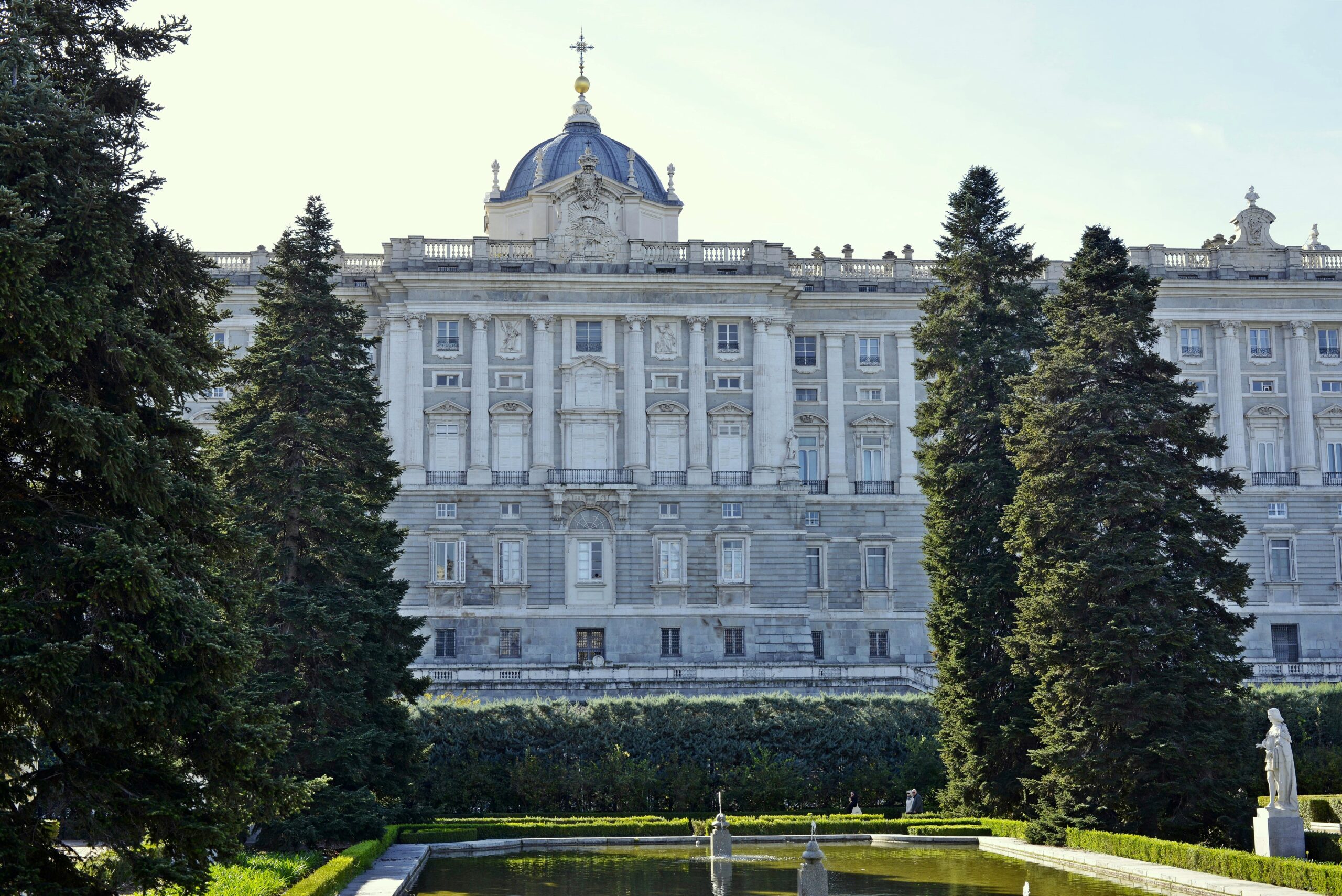 Royal Palace of Madrid exterior