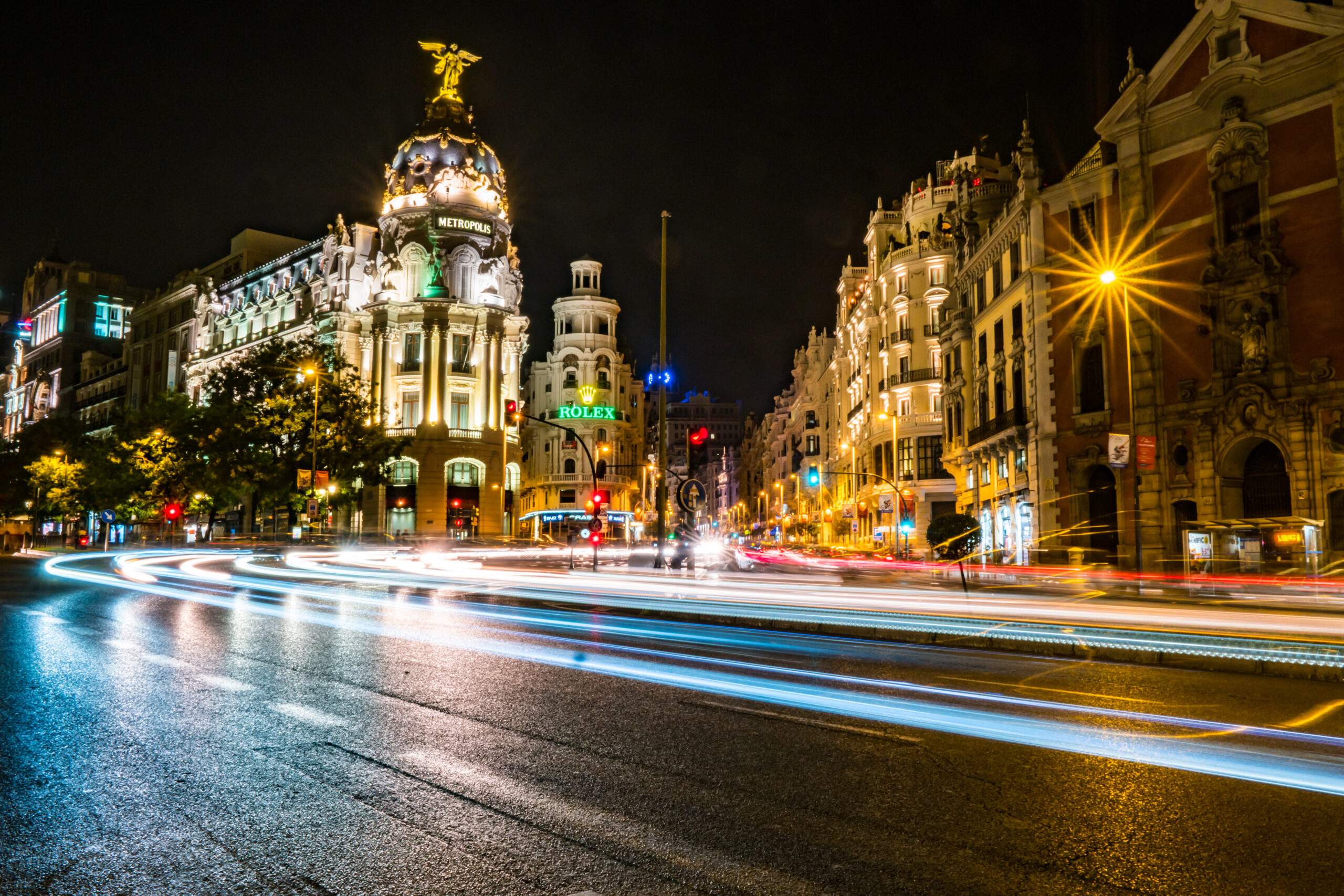 Gran Vía boulevard in Madrid with the ornate Metropolis Building