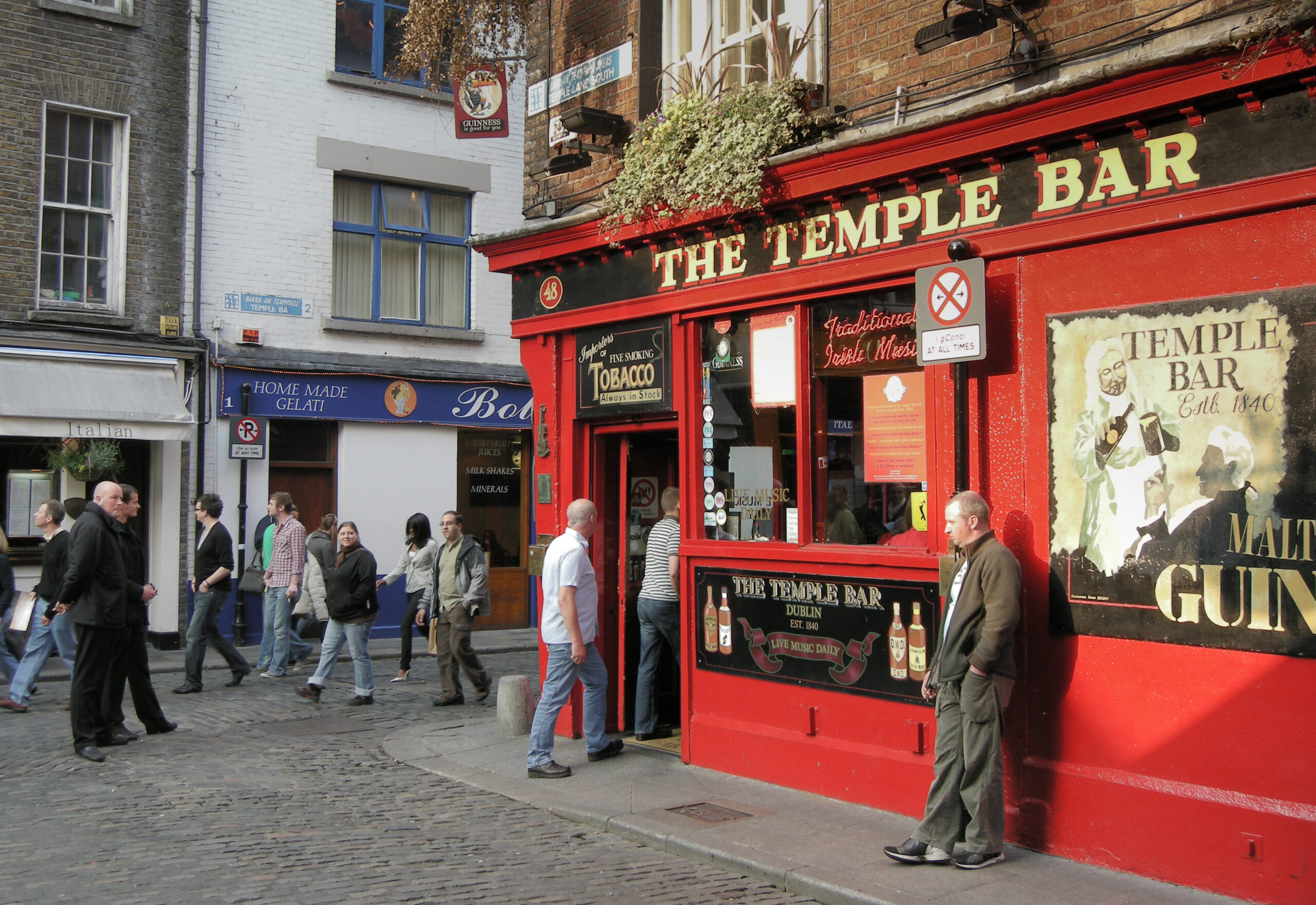 The Temple Bar pub facade in Temple Bar, Dublin