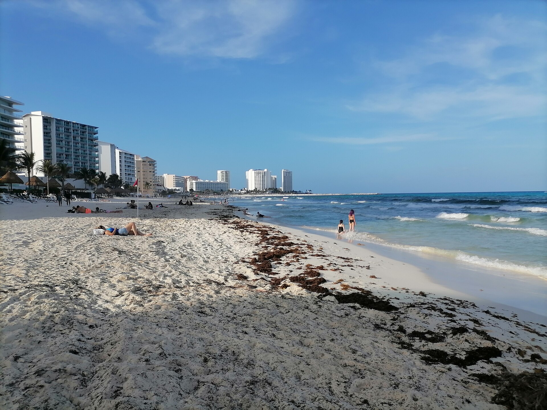 Cancun hotels: Playa Delfines beach