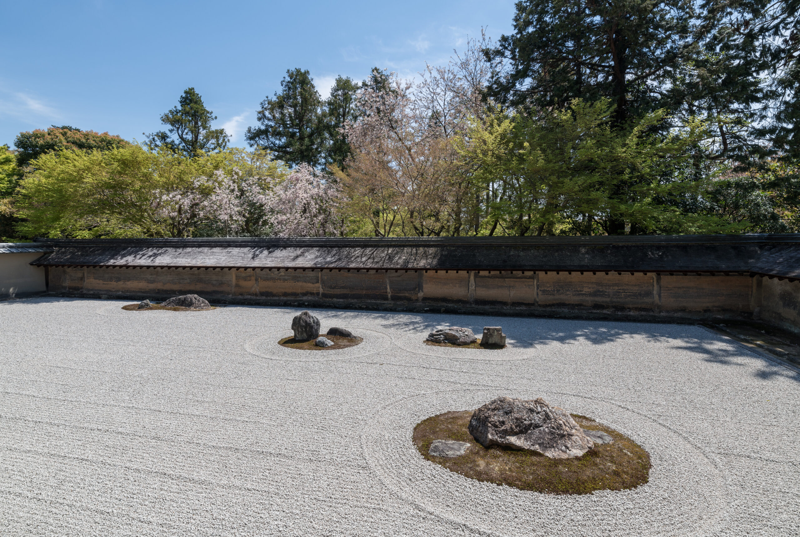 The rock garden at Ryoan-ji temple, Kyoto