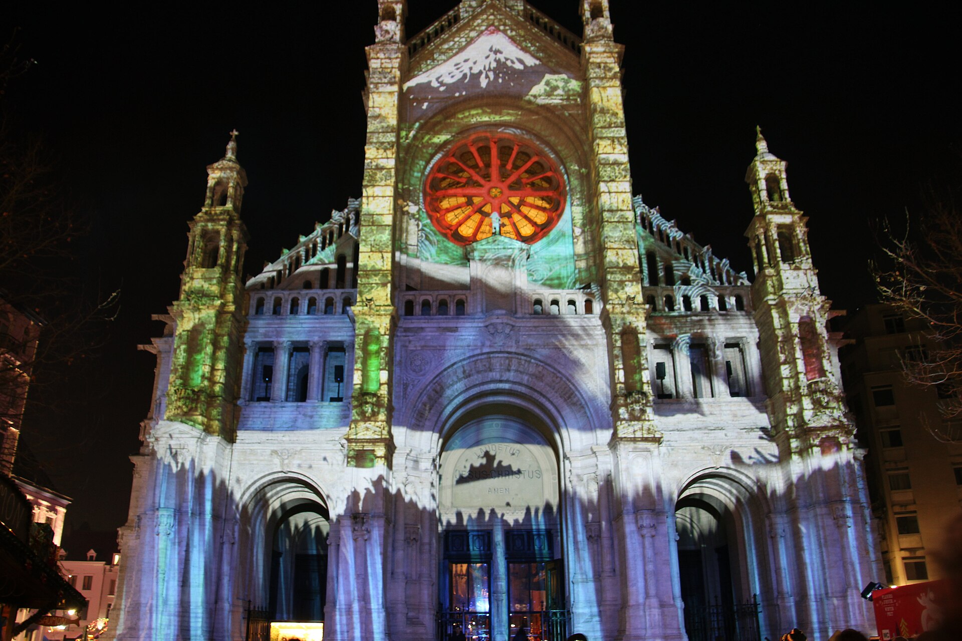Brussels Winter Wonders Christmas market at night