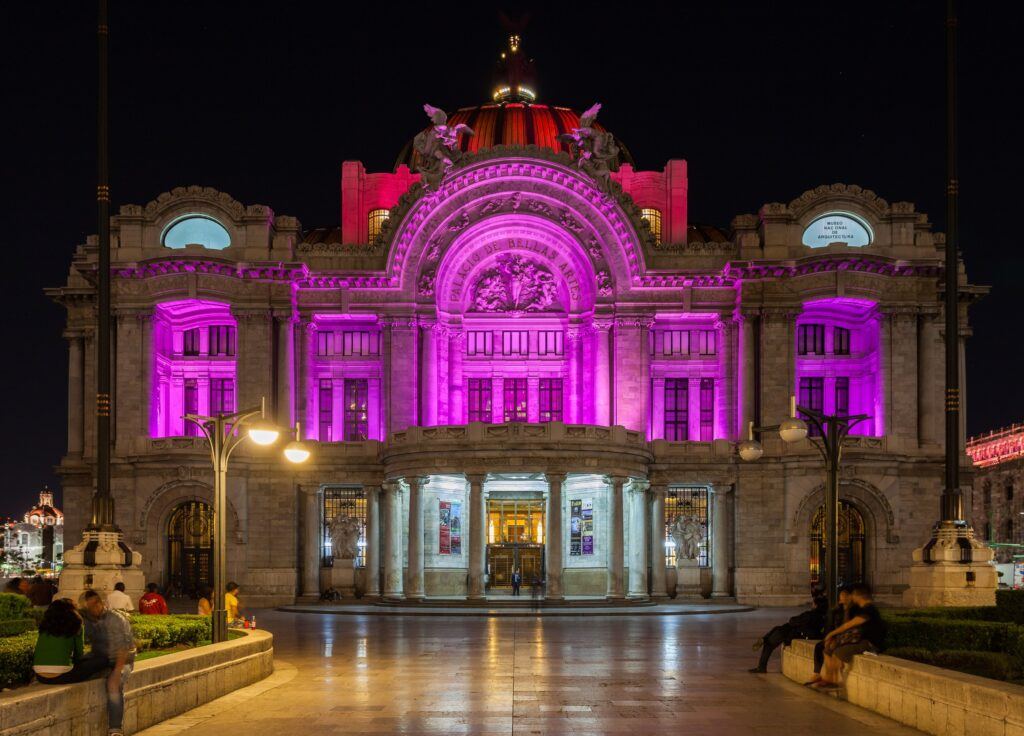 Palacio de Bellas Artes, the white-marble cultural palace at the edge of Mexico City's historic center