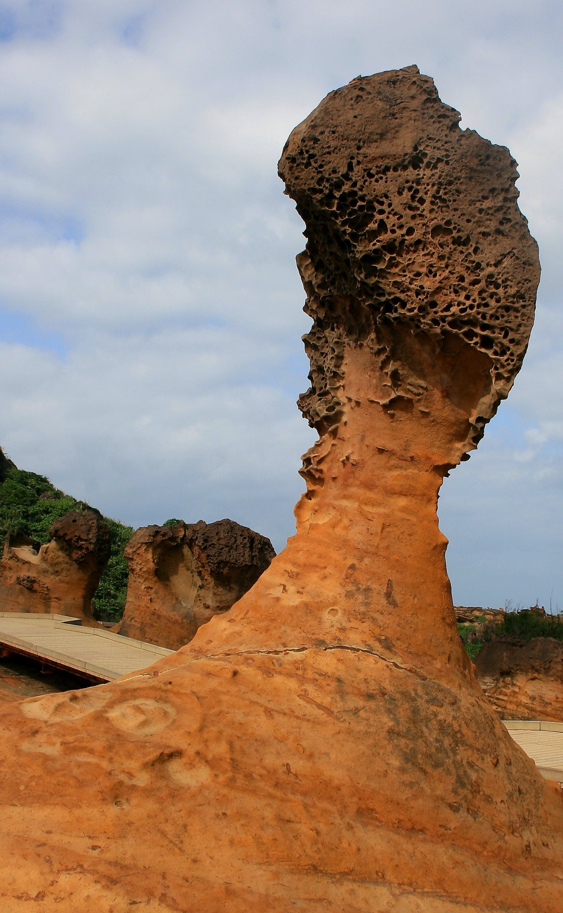 The Queen's Head mushroom rock at Yehliu Geopark on Taiwan's north coast
