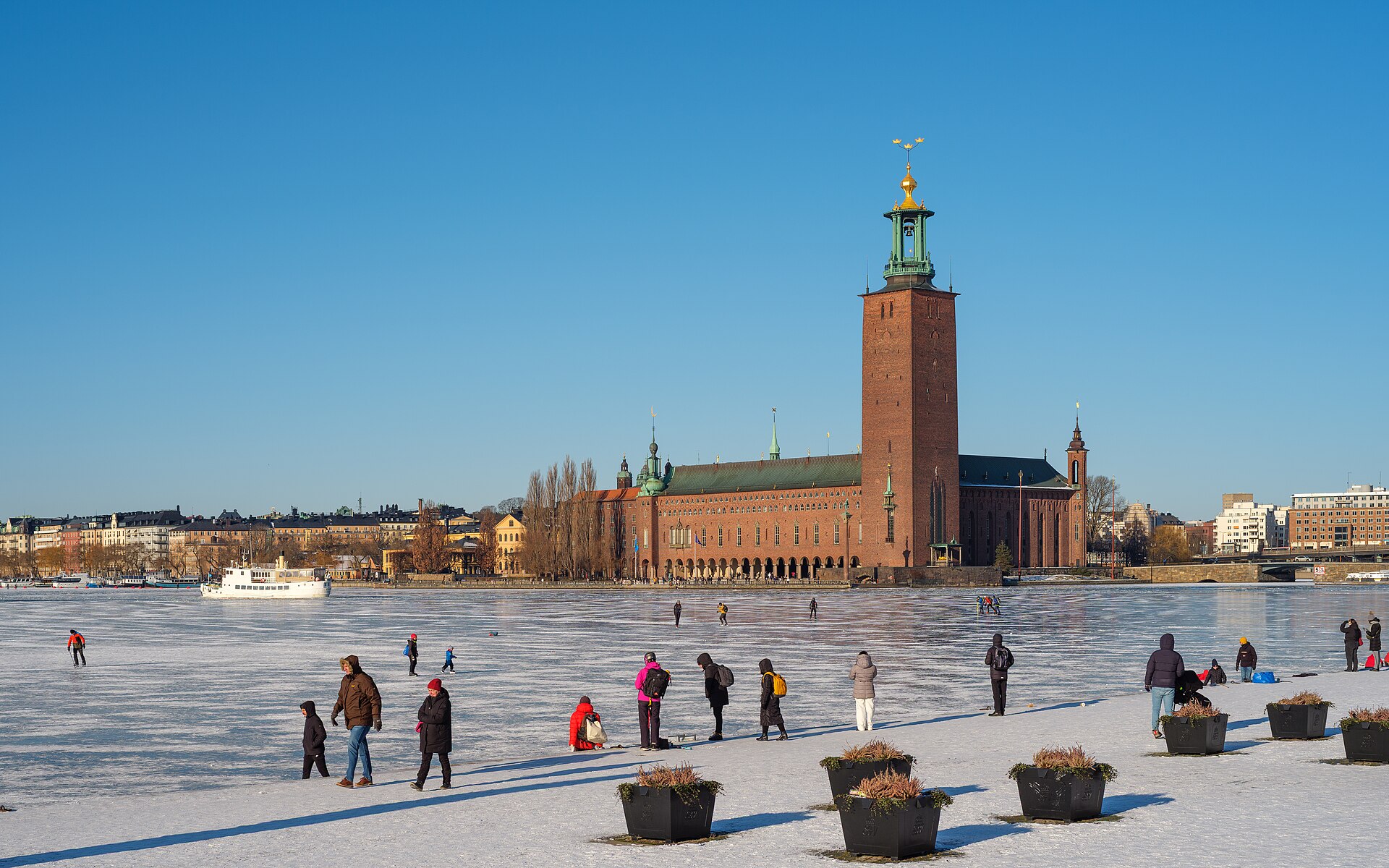 Stockholm City Hall on the waterfront at Riddarfjärden bay