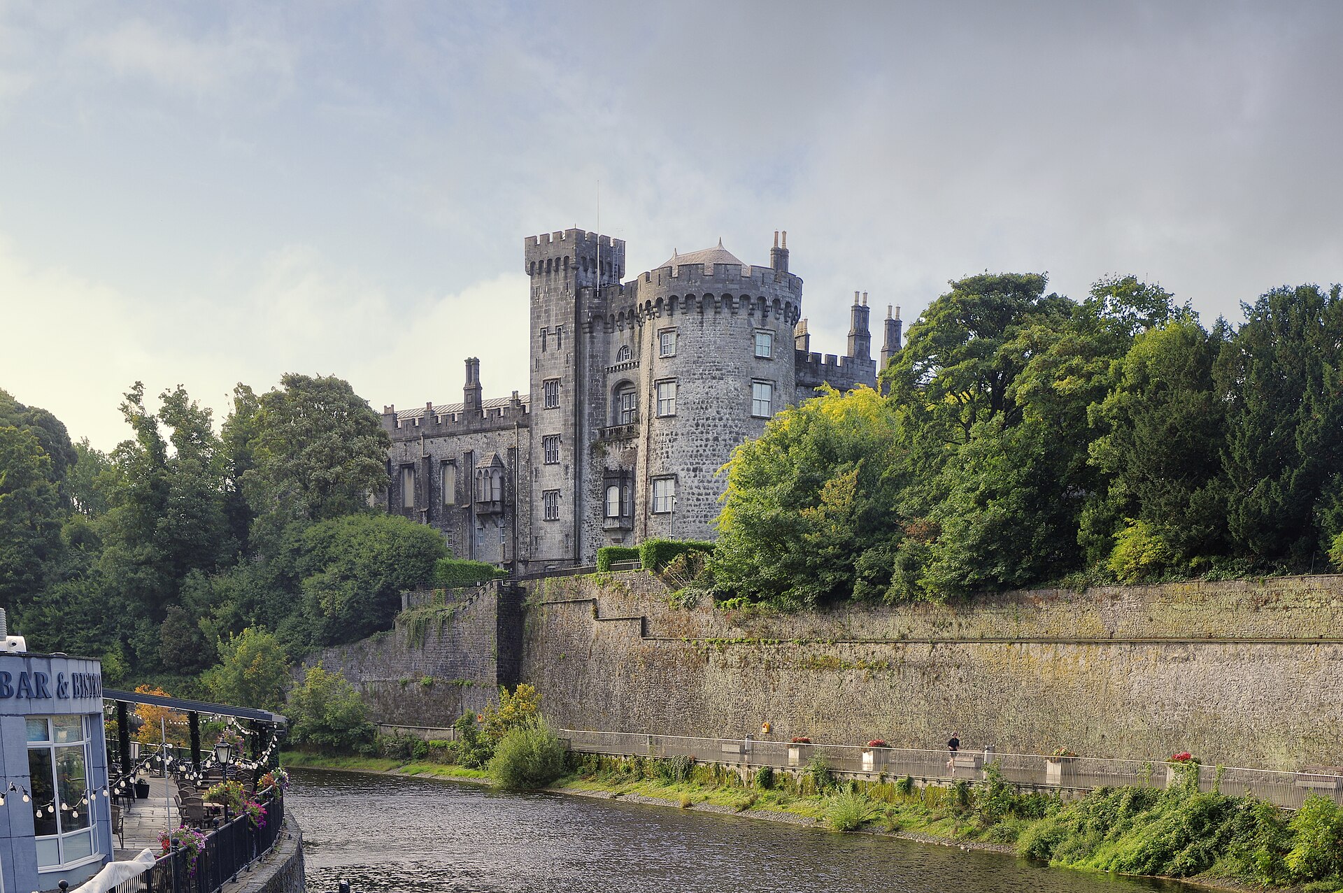 Kilkenny Castle above the River Nore