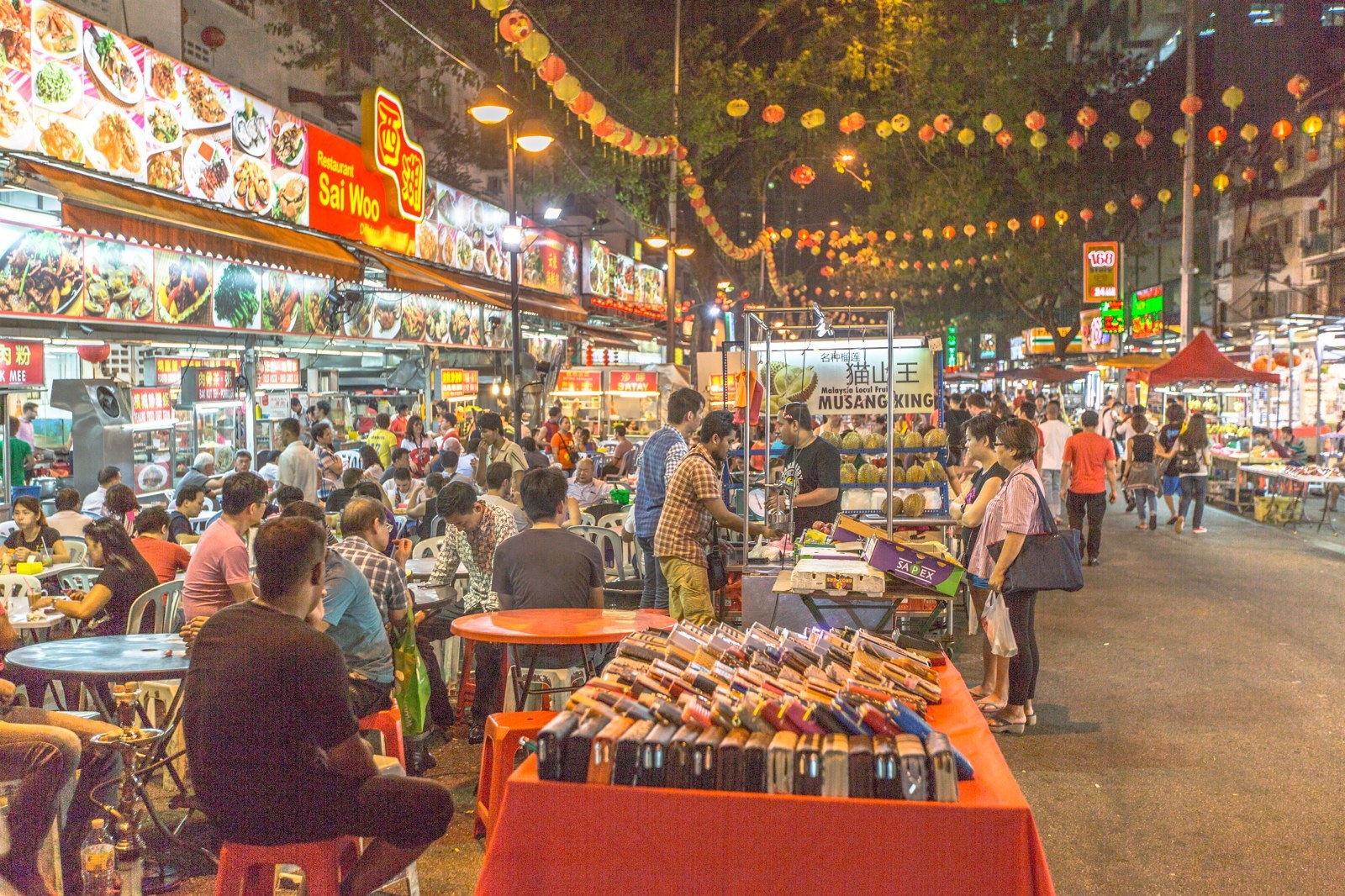 Jalan Alor street food Kuala Lumpur night street scene with food stalls