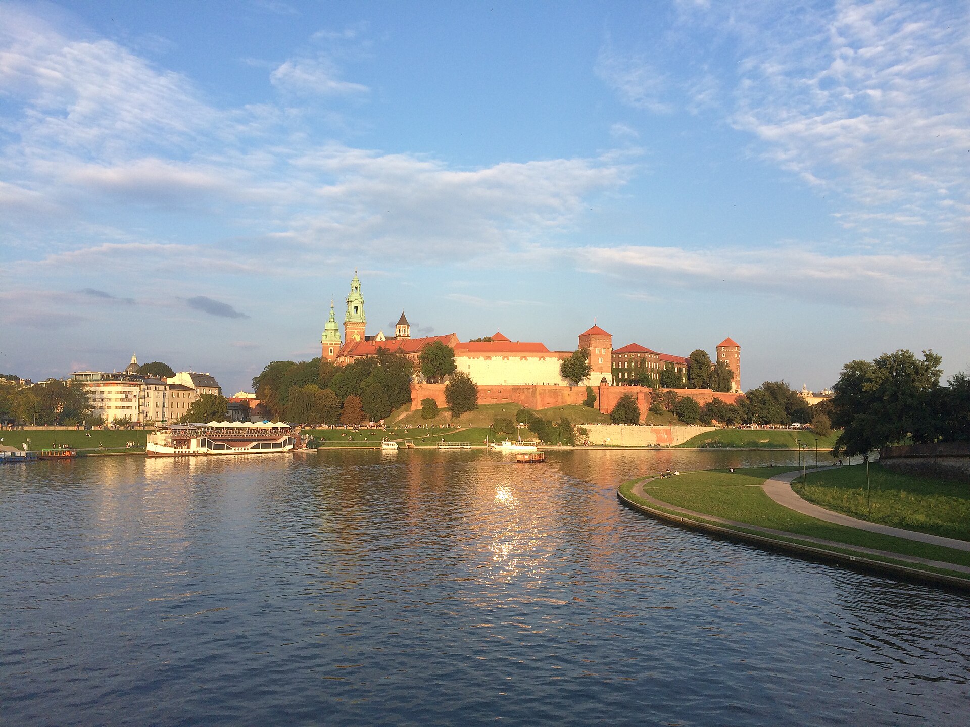 Wawel Castle at sunset above the Vistula in Kraków